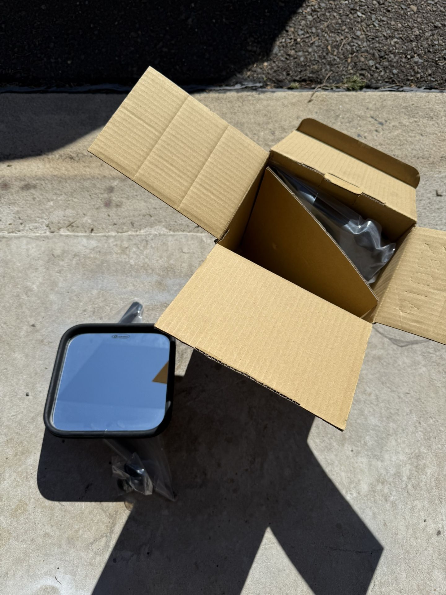 Quadratec Hinge-Mount Side Mirrors (set of 2) New In Box