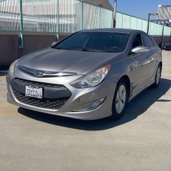 2013 Hyundai Sonata Hybrid