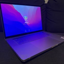 Apple MacBook Pro 15” Mid 2017 With Touch Bar.  16Gb ram 512 Storage