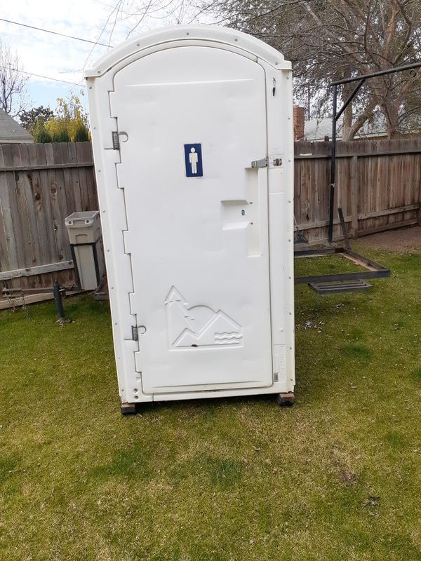 Porta potty for Sale in Bakersfield, CA OfferUp