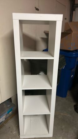 4 cube storage Tower with or without black cubes