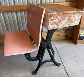 Antique Early 1900’s Eclipse School Desk Theodor Kundtz Co Made In Cleveland OH