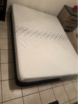 Queen Size ( Nectar ) Mattress Excellent Condition