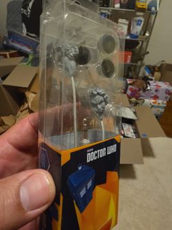Walter Talking Pen and Doctor Who ear buds