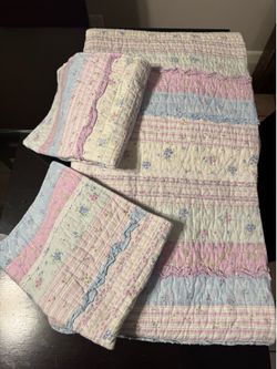 Queen quilt set
