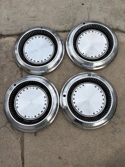 Oldsmobile Wheels Hub Caps 
