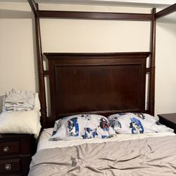 Very Used Bedroom Set