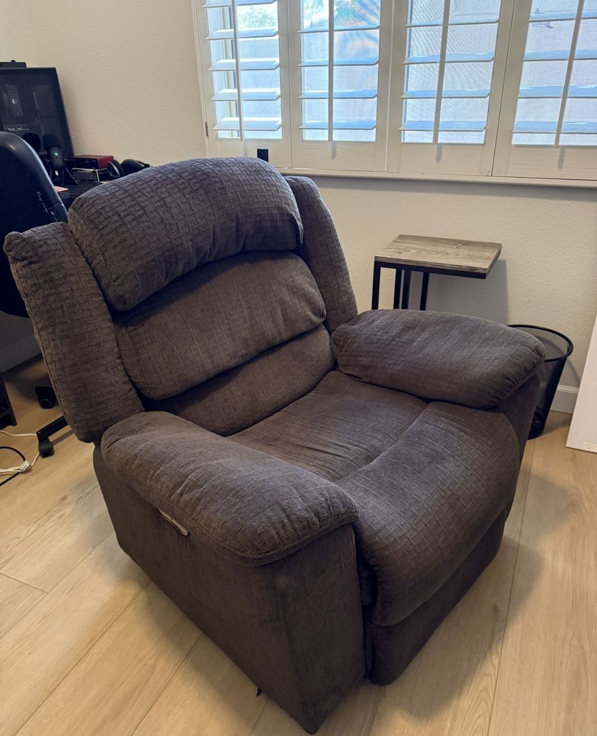 Gaming Lazy Boy Recliner