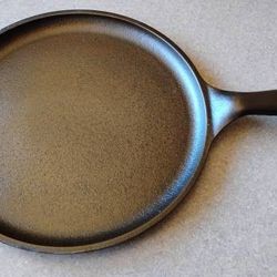 Lodge 8" Cast Iron Griddle 