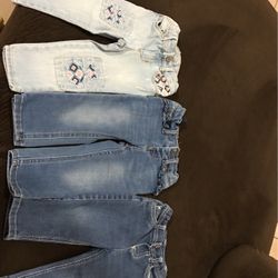 3 Skinny Jeans 👖 18 Months 