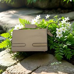 Genuine Beige Pebble Leather Zip Card And Coin Wallet Handcrafted in India NWT