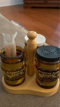 Vintage salt & pepper set