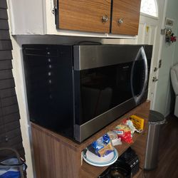 Microwave Frigidaire Used