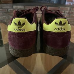 Adidas Handball Spezial MENS 9/ WOMENS 10.5