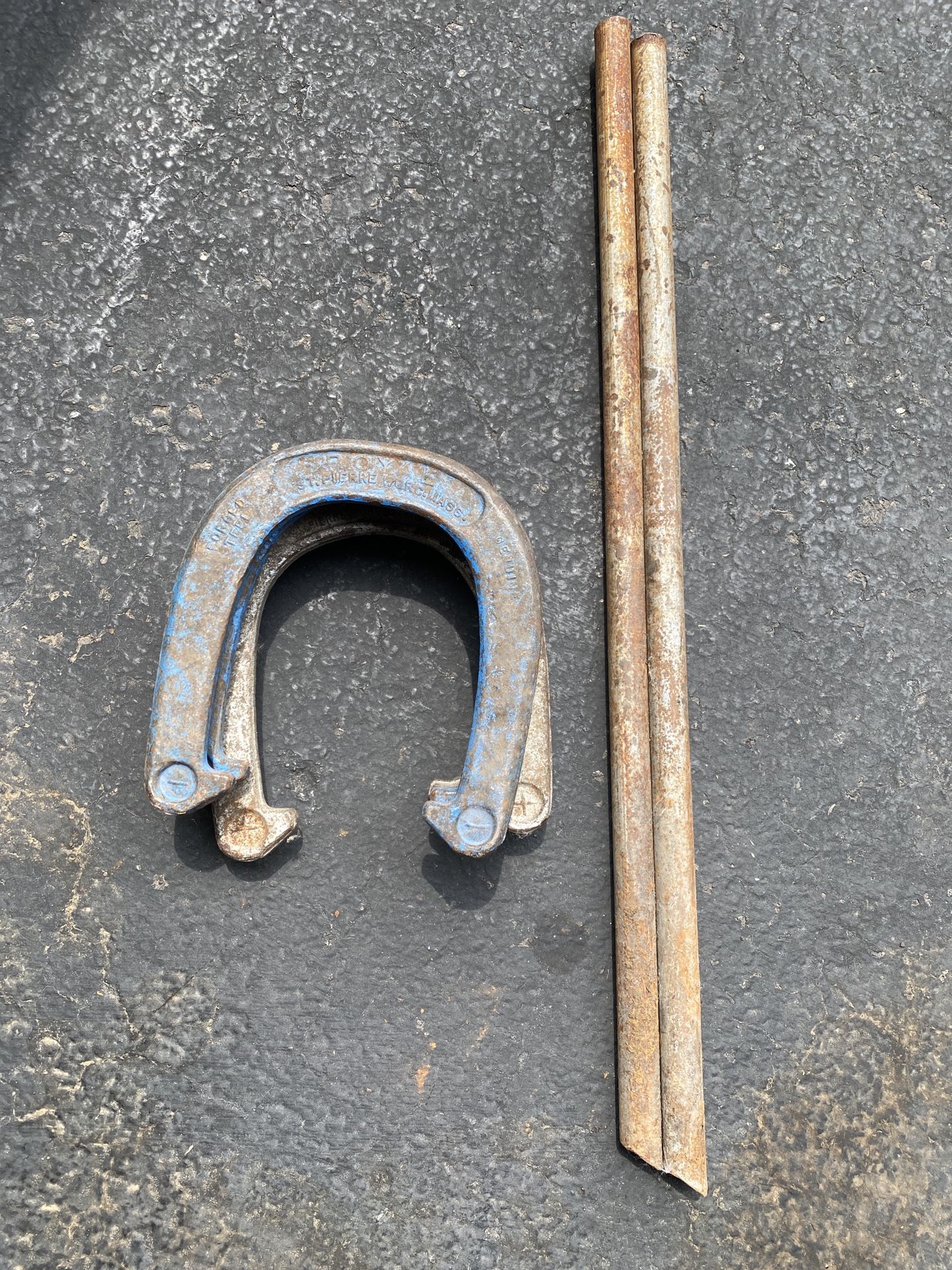 Lot Of 4 Vintage LEADER USA Horseshoes ROYAL