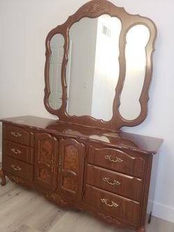 4 piece cherry wood bedroom set