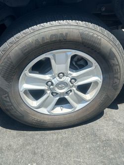 Tundra stock tires and wheels