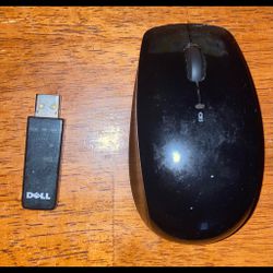  Dell Wireless Mouse - Comes with Extra Batteries