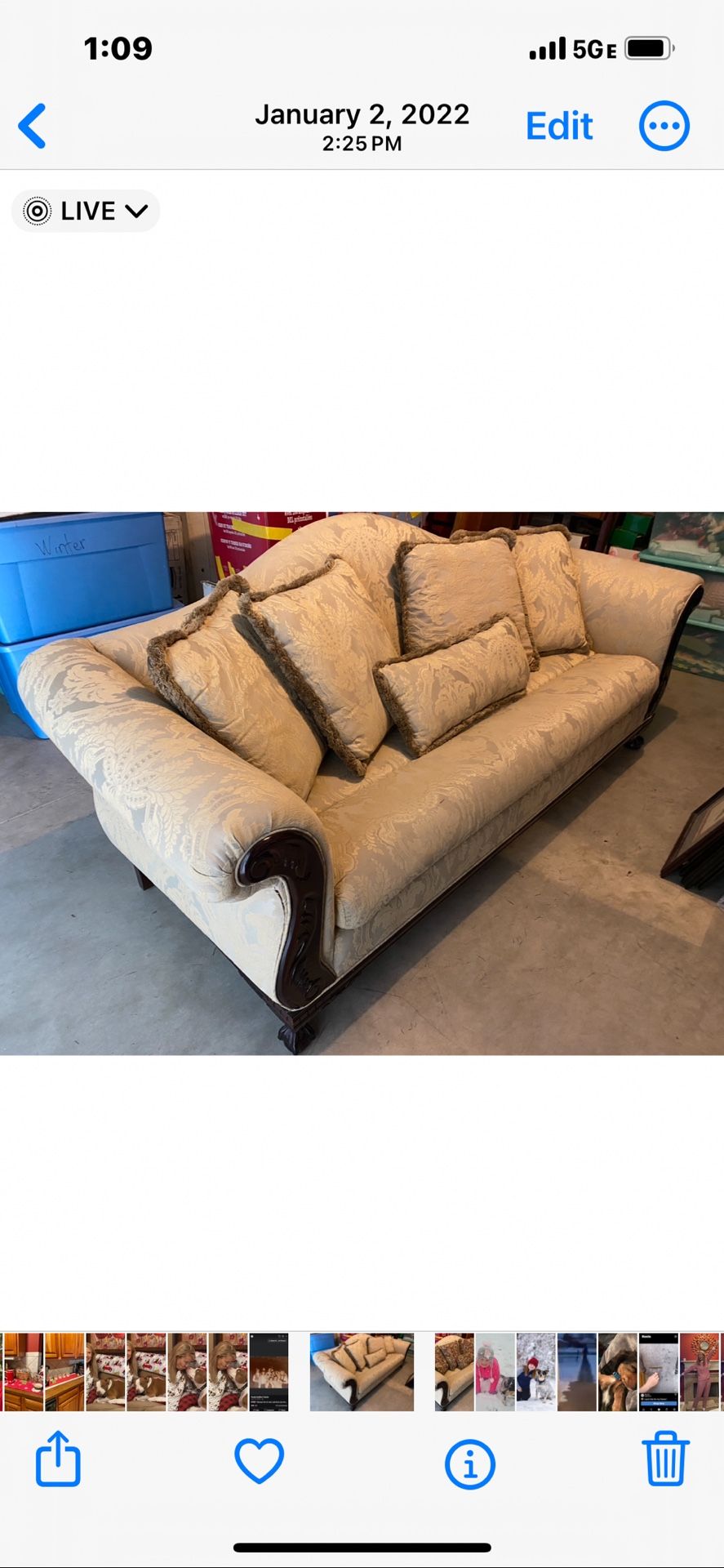 Couch. Looks Brand New. No Stains Very Clean,All Products : American Fashion Style Bags On Sale
