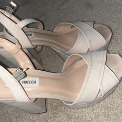 Steve Madden Heels Size 8.5 ! 20$ Cash Only