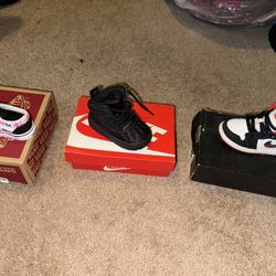 Toddler shoes!