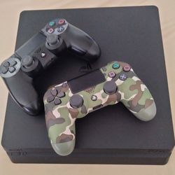 PS4+2 DUALSHOCK CONTROLLER +12 GAMES