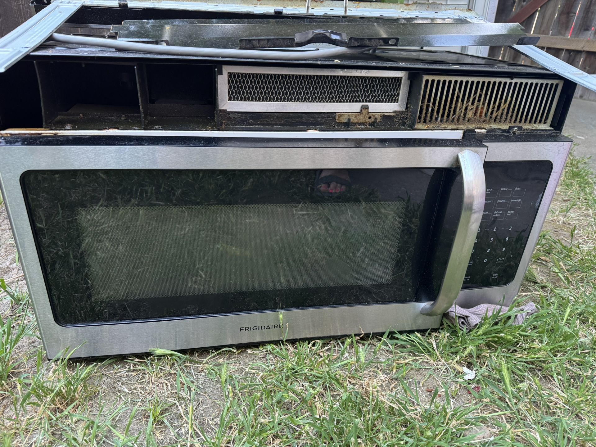 Frigidaire microwave