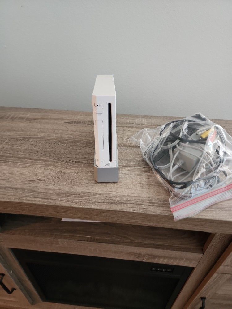 Wii Console (No Controllers) Working