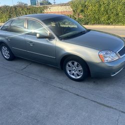 2005 Ford Five Hundred LOW MILES 97K