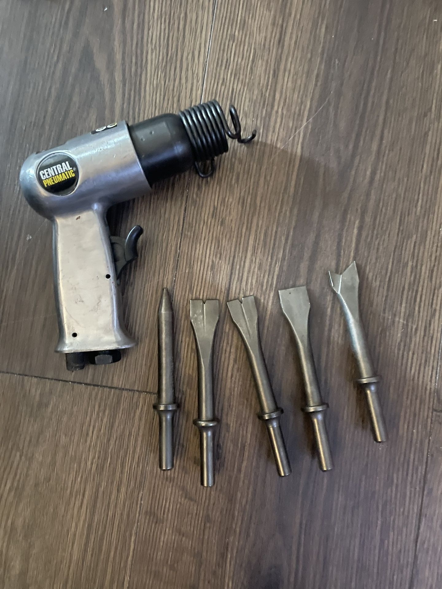 Air Hammer With Chisels