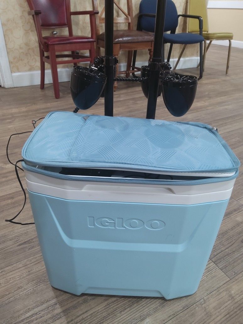 Cooler Radio Bluetooth 4 Speaker With Wheels