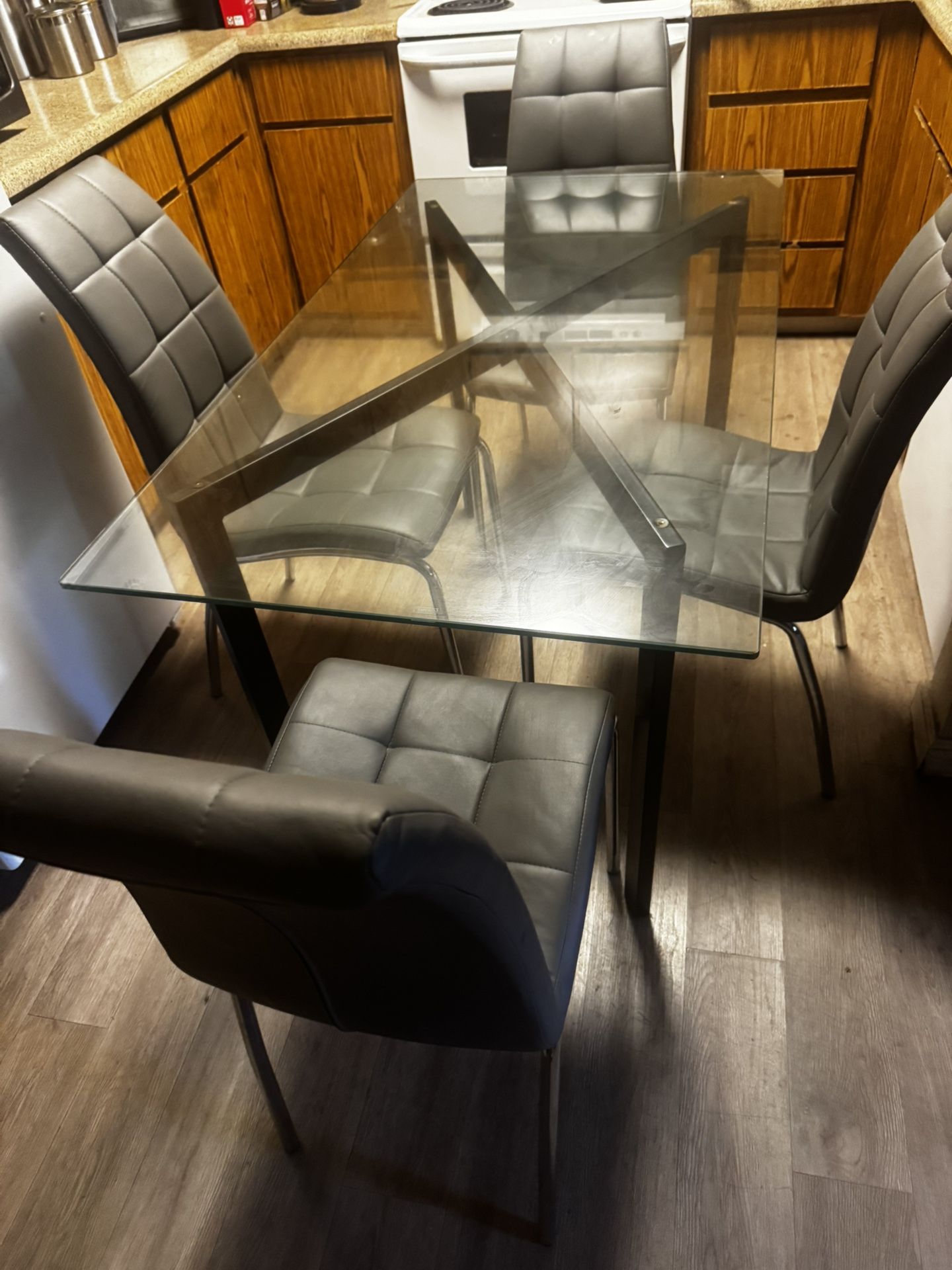 Kitchen Table and Chairs