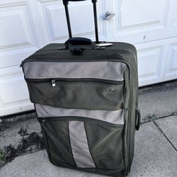 Large Rolling Suitcase / Luggage