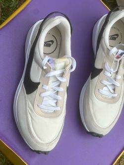 Nikes size 11