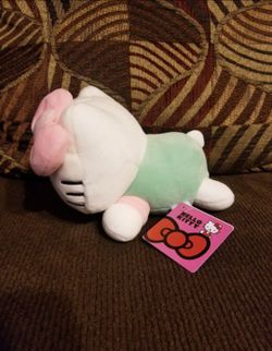 Sanrio Hello Kitty Laying Down Plush Green Pink Size Small 6"