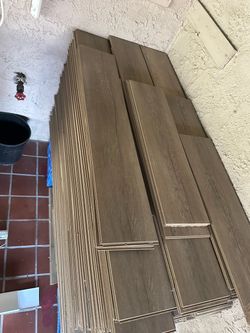 Flooring Laminated Tile