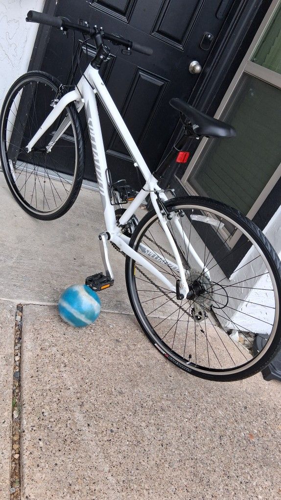 Specialized Aluminum Hybrid Bike