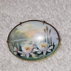 Vintage Victorian Hand Painted Porcelain Brooch