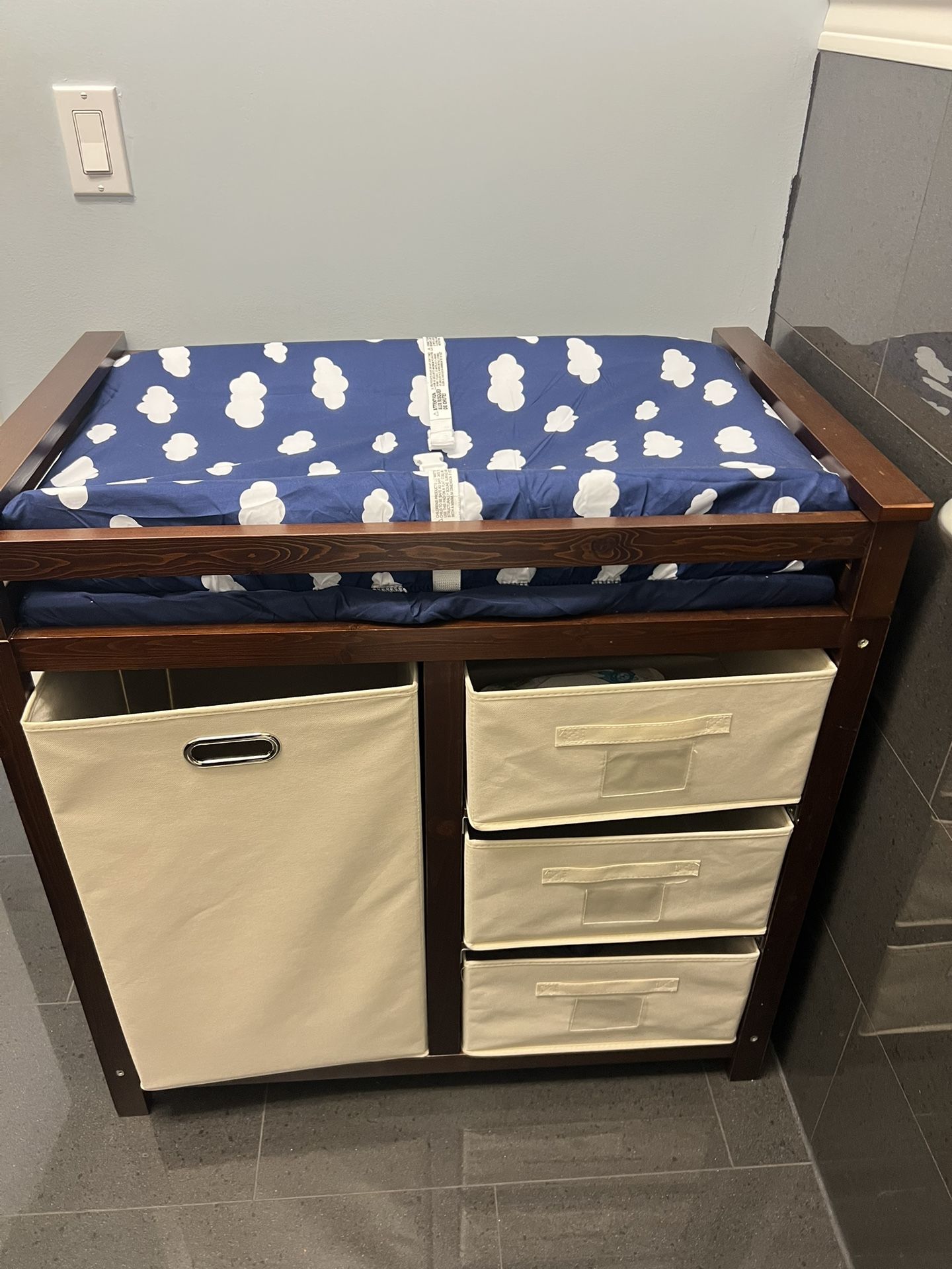 Karl Home Modern Baby changing Table Never Usted