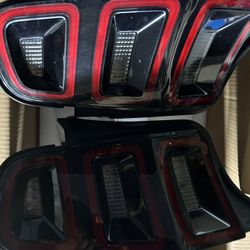2013 Ford Mustang Taillights