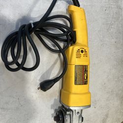 DeWalt DW840 7" Medium Angle Grinder Corded Electric 120V 13Amps