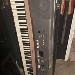 Yamaha keyboard