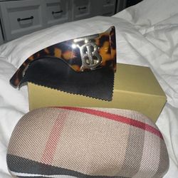 Woman’s Sunglasses 