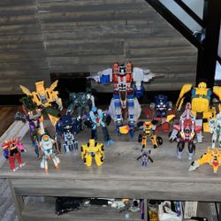 Vintage Transformers Action Figures Lot 