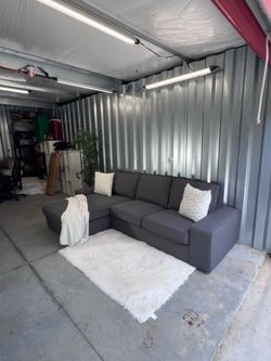 (Delivery) Gray Sectional Sofa / Couch with Reversible Chaise