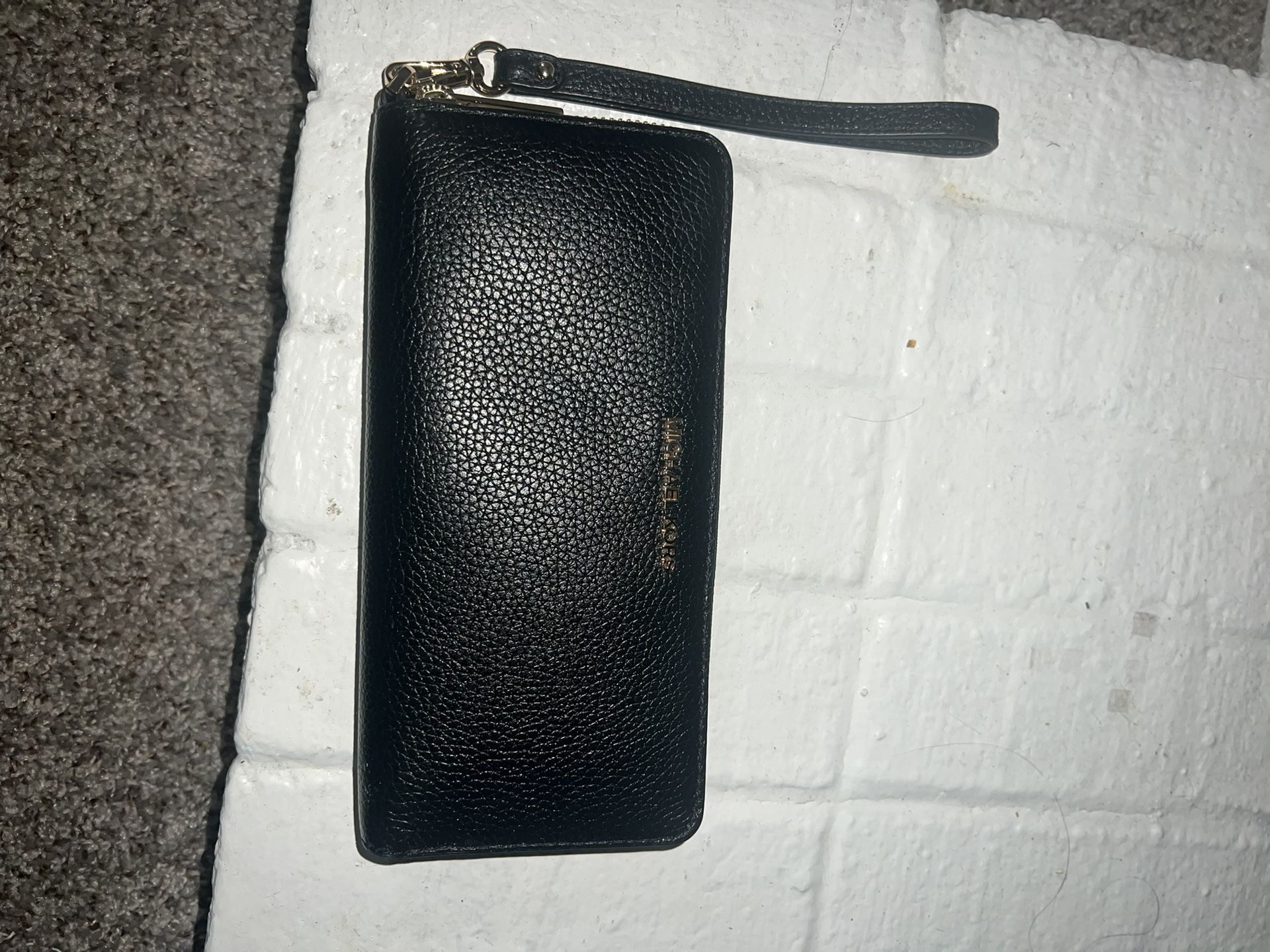Leather Continental Wristlet
