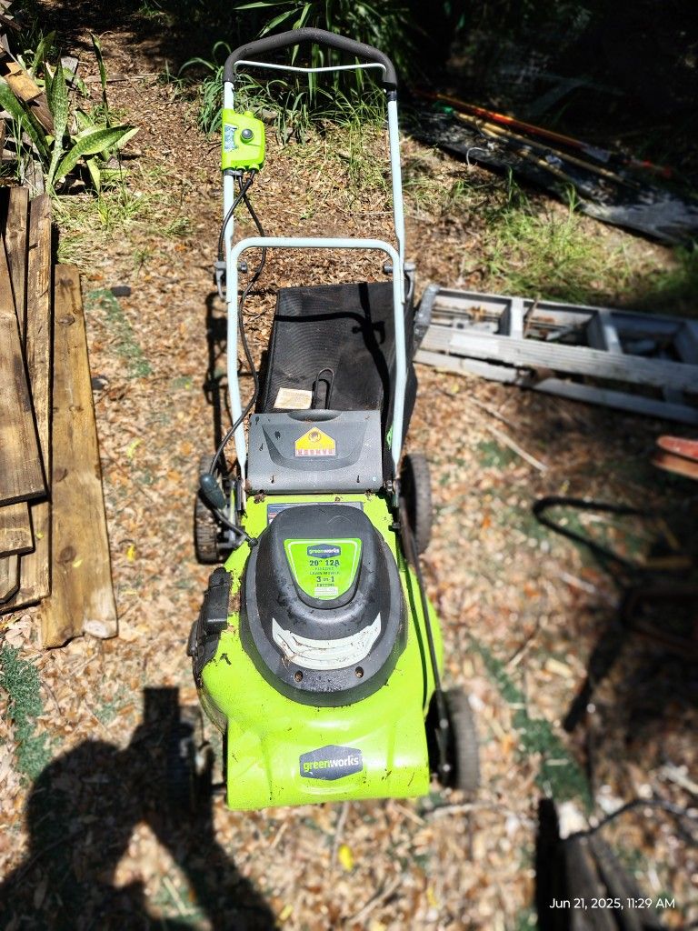 Electric Lawnmower