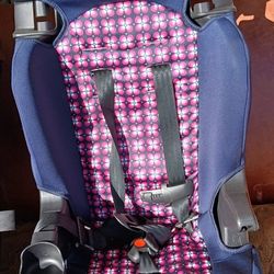 Kids  Car Seats  30 Each 50 Both