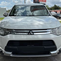 2015 Mitsubishi Outlander 