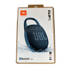 JBL Clip 5 Bluetooth Speaker - Dark Blue JBL Clip 5 with Bluetooth 